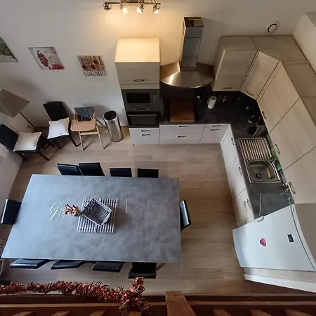 Ha-py Family Semesterbostad Campan