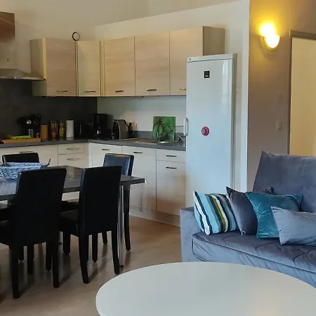 Semesterbostad Ha-py Family *